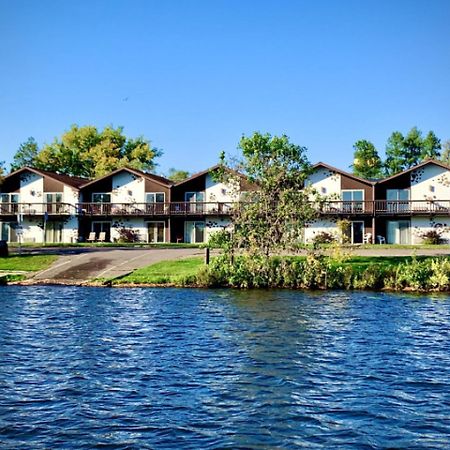 Bridge Inn Tomhawk - 2Nd Floor, 1 King Size Bed, Balcony, River View Tomahawk Eksteriør billede