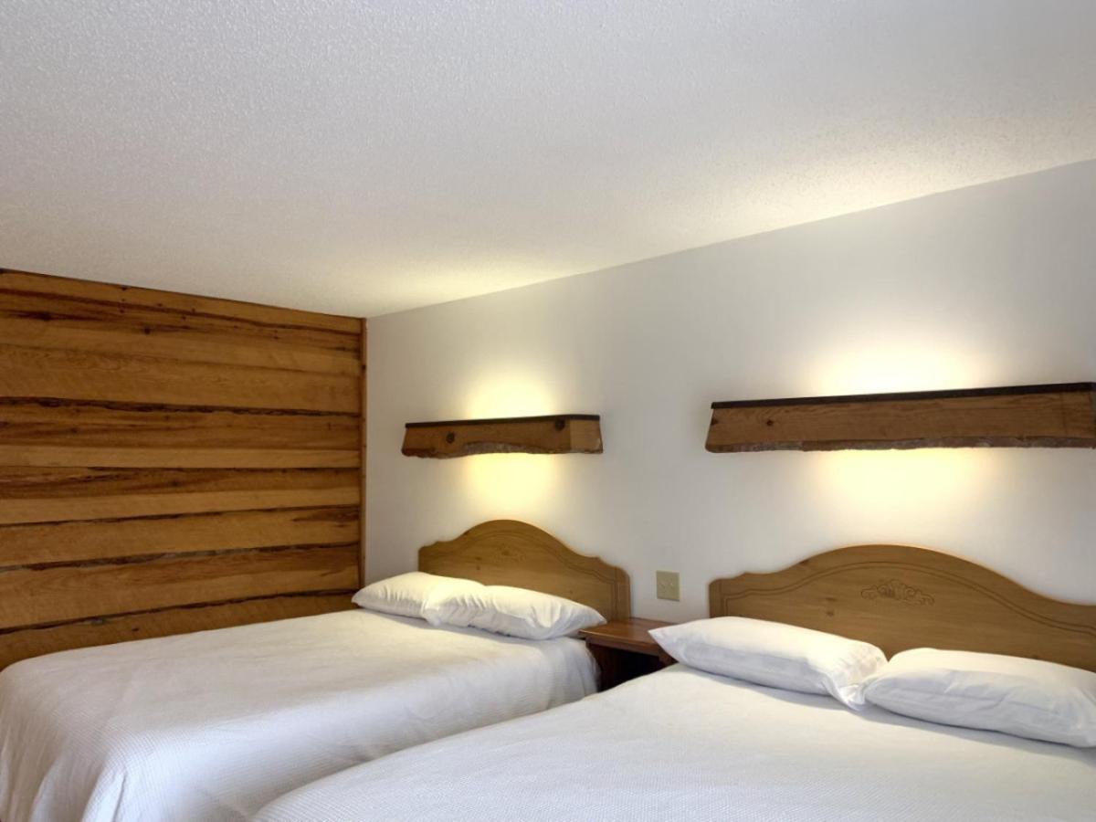 Bridge Inn Tomhawk - 2Nd Floor, 1 King Size Bed, Balcony, River View Tomahawk Eksteriør billede